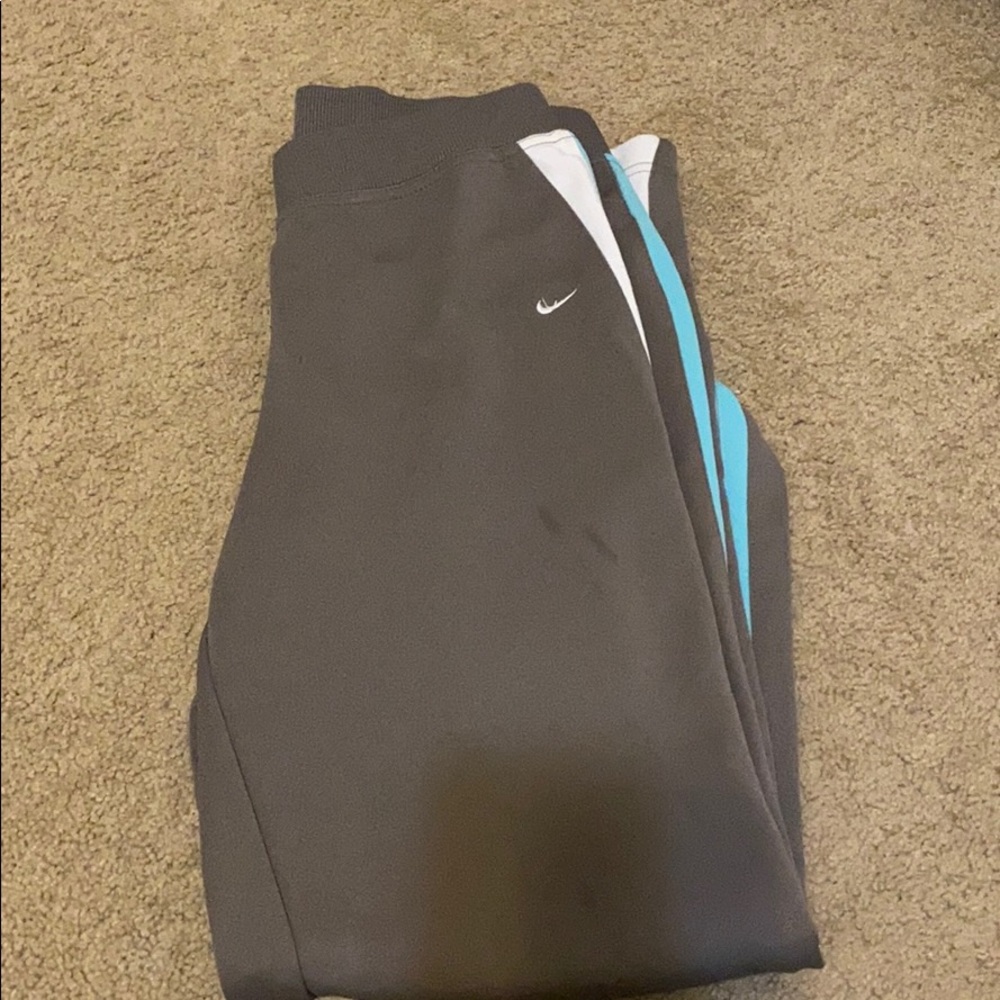 Women’s sweats